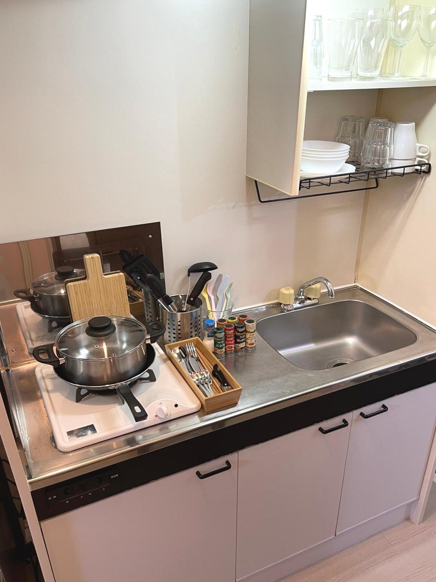#1 新宿まで2分! 清潔で安全な部屋! Wifi無料! Tokio Exterior foto